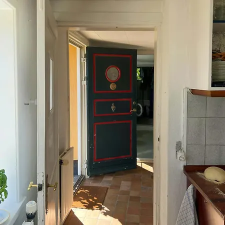 Fisherman's With Enclosed Courtyard Ferienhaus