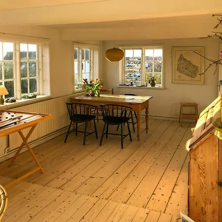Fisherman's With Enclosed Courtyard * Svaneke