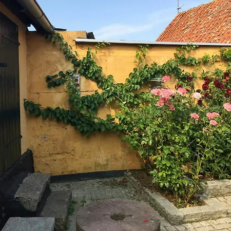 Ferienhaus Fisherman's With Enclosed Courtyard Svaneke